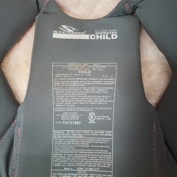 jacket-Stearns-children's 30-50 lb.-US Coast Guard approved pink - Picture 3 of 5